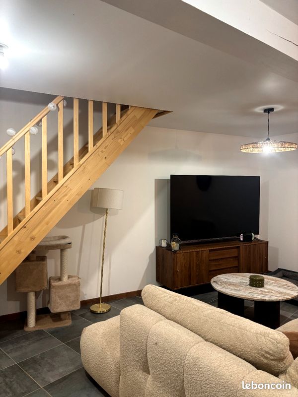 Maison 3 pièces 80 m² · à Orléat · 80 m² · 620 €/mois