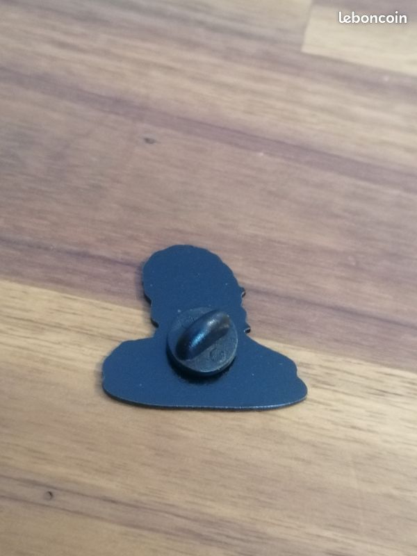 Pin's Michael Jackson (image 2)