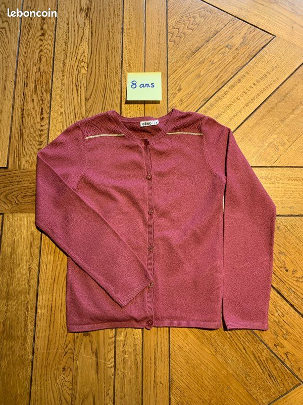 Lot de 4 gilets et 1 pull léger fille taille 8 ans (image 10)