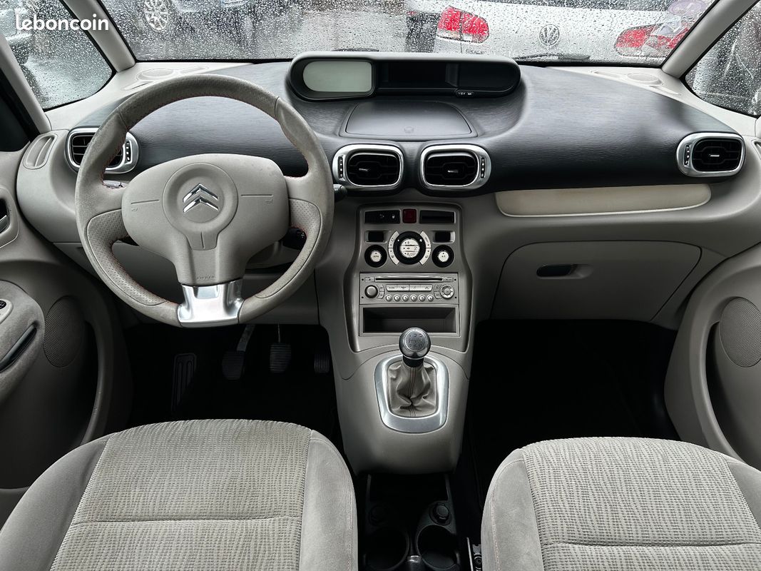 Citroën C3 Picasso 1.6 VTI 120CH Exclusive / MOTEUR NON PURETECH (image 6)