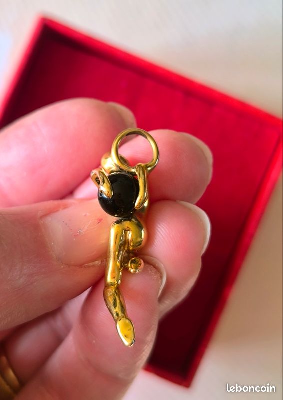 Pendentif Charles Jourdan En Argent Plaqué Or Avec Onyx - Neuf Jamais Porté (sans Emballage)