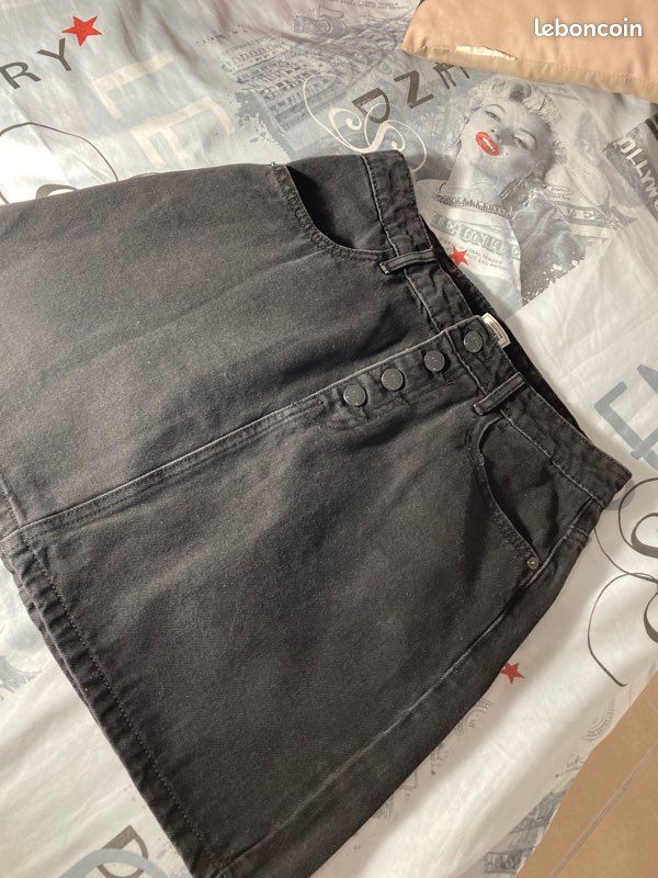 Jupe en jeans noir (image 3)