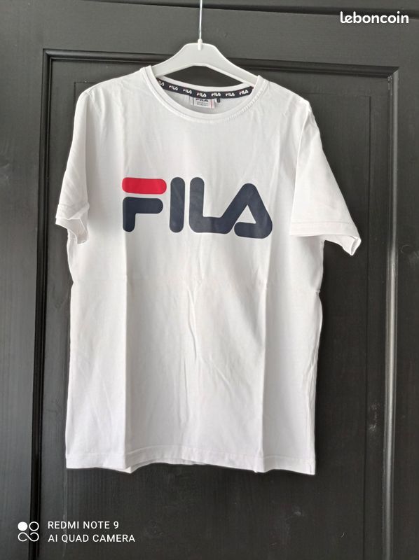 Tee shirt Fila 13/14 ans en TBE Vêtements