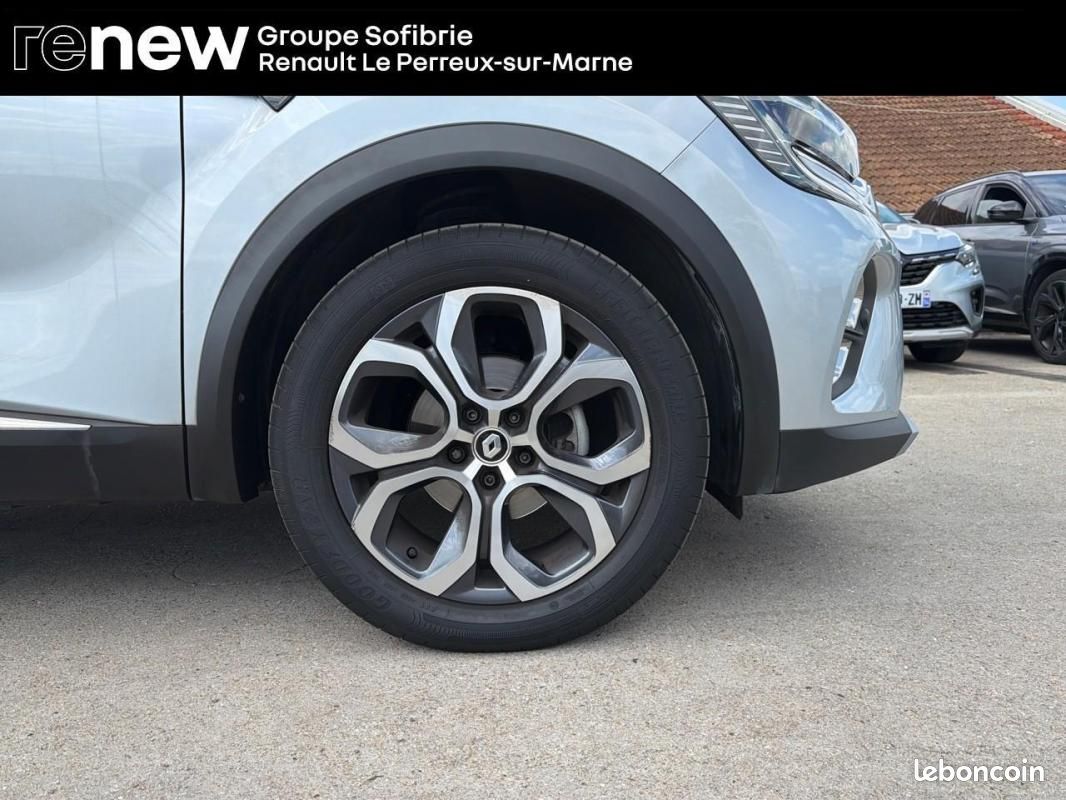 Renault Captur TCe 90 Techno (image 13)