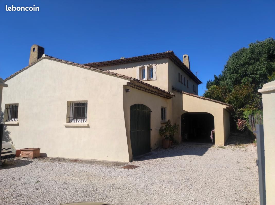 Maison 7 pièces 217 m² · à Lorgues · 217 m² · 695 000 €
