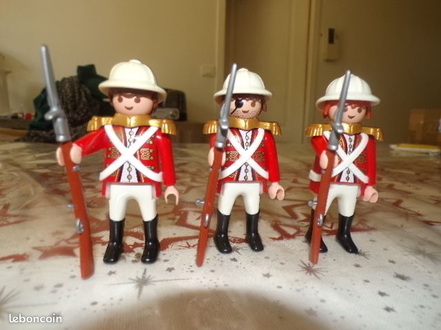 Figurine Playmobil Explorateur Colonial Avec Chapeau En Résine - Occasion