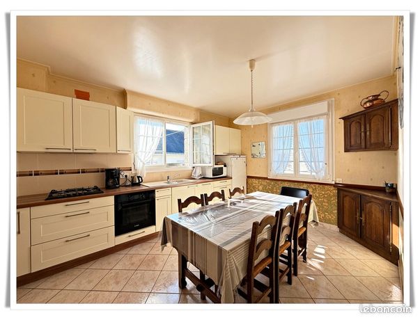 Maison 7 pièces 157 m²