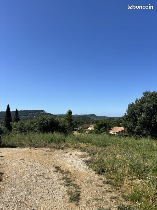 Terrain à bâtir de 500 m² à VENTABREN (13) · 299 000 €