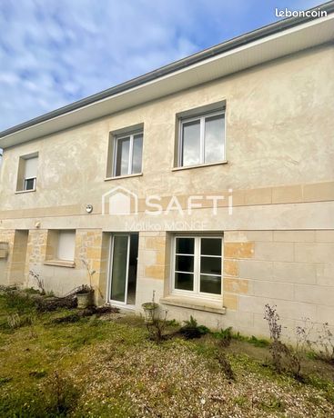 Maison 8 pièces 410 m²