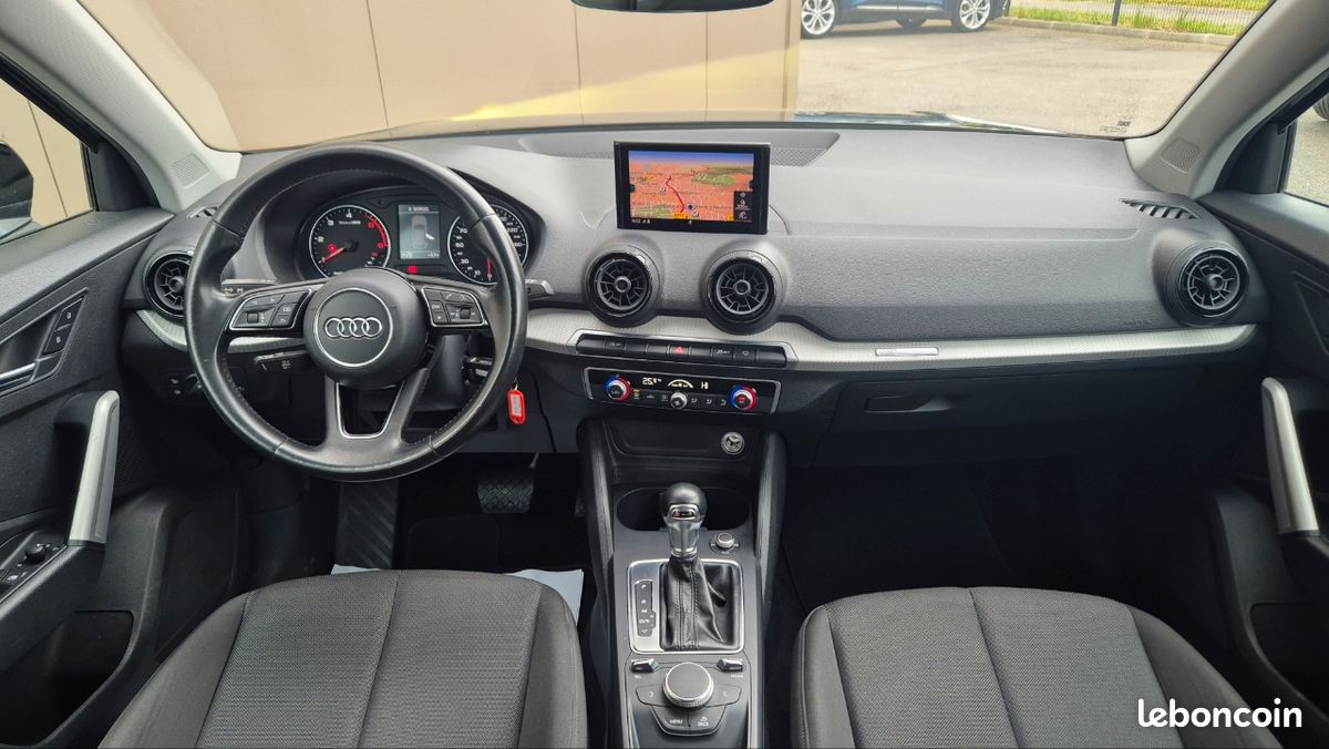 Audi Q2 30 TDI 116 Stronic 7 Business Line (image 3)