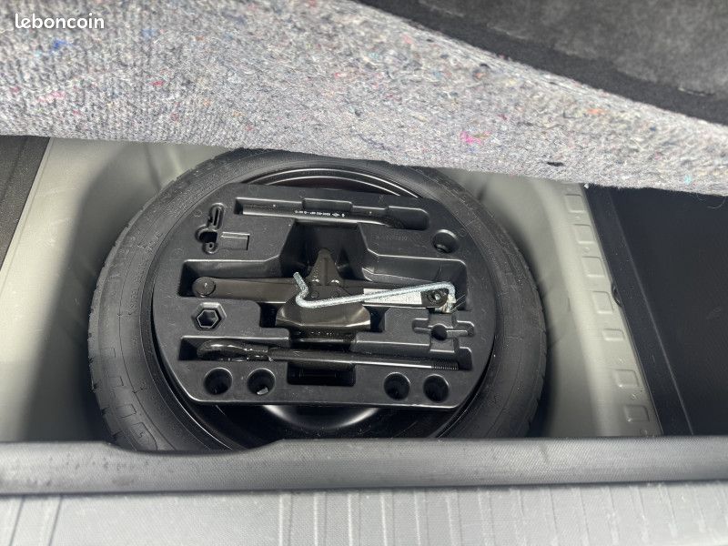 Renault CAPTUR 1.2 TCE 120 CH STOP&START ENERGY ZEN EDC EURO6 (image 9)