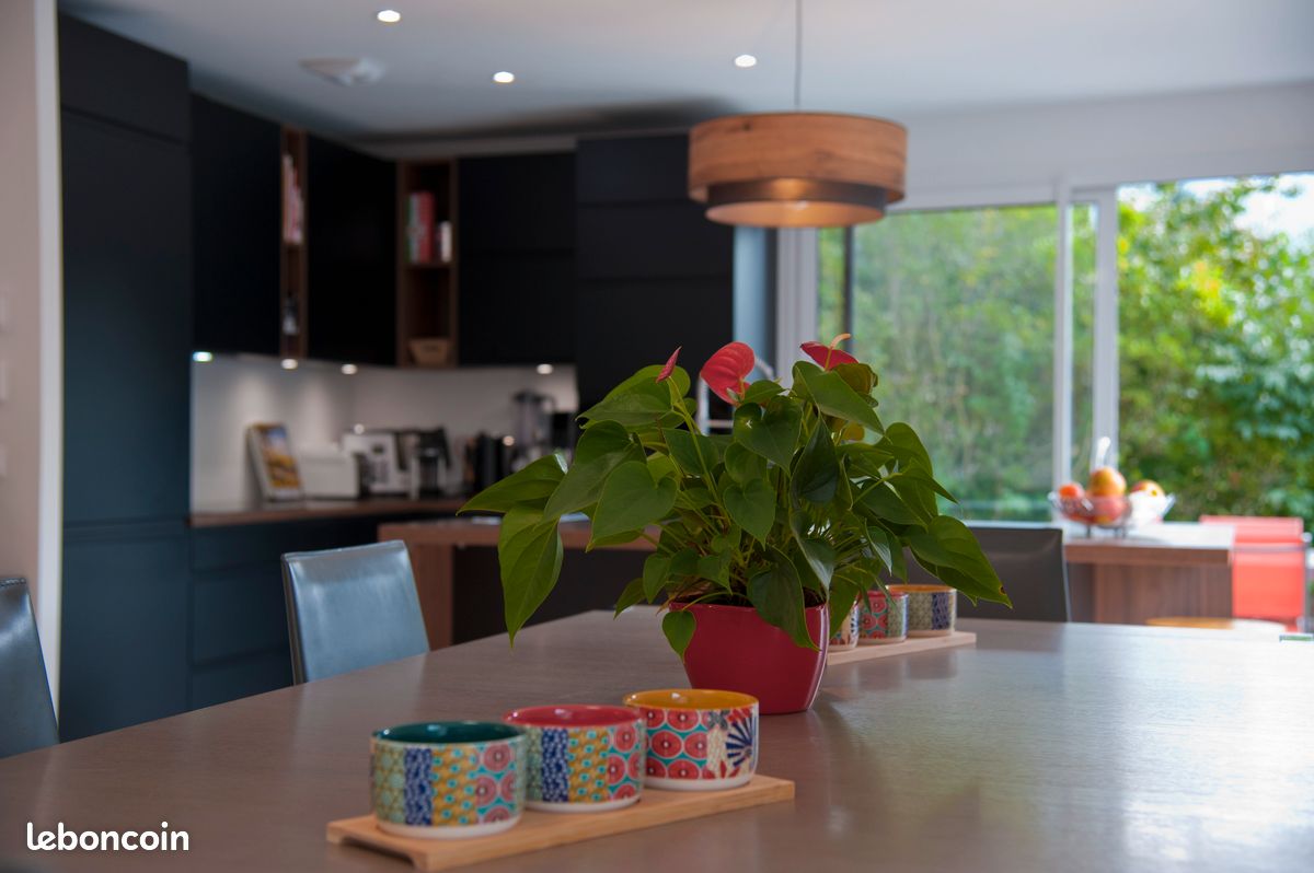 Maison 5 pièces 124 m² · à Sevrier · 124 m² · 879 900 €