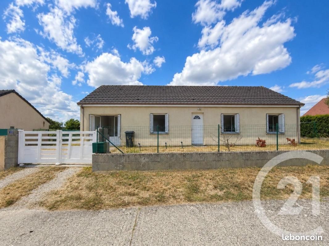 Maison 4 pièces 92 m² · à Saint-Ennemond · 92 m² · 156 600 €