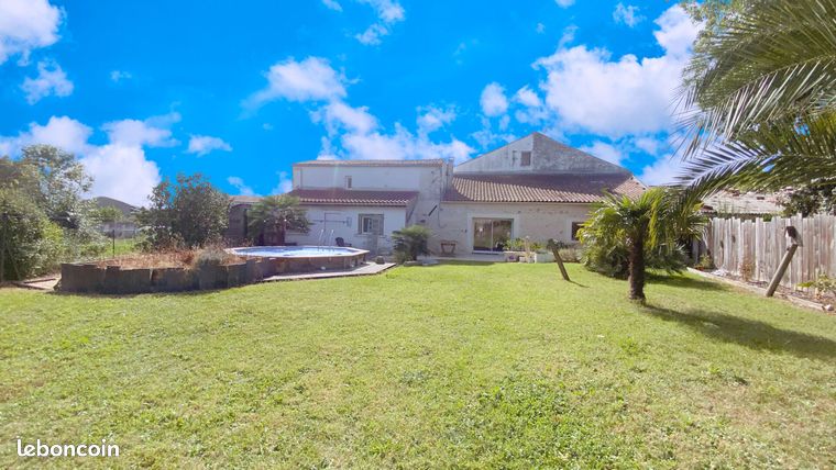 Propriété 6 pièces 216 m²