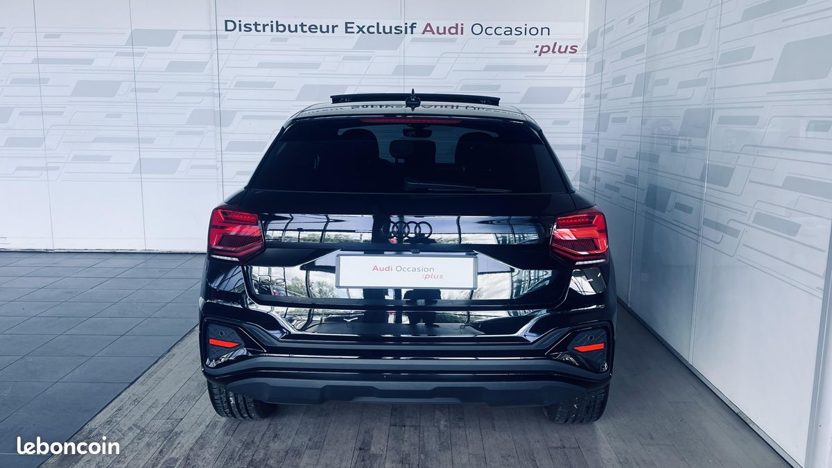 AUDI Q2 35 TFSI 150 S tronic 7 S line Plus (image 3)