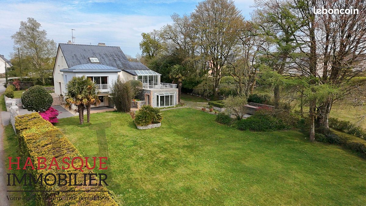 Maison 7 pièces 205 m² · à Landerneau · 205 m² · 56 500 €