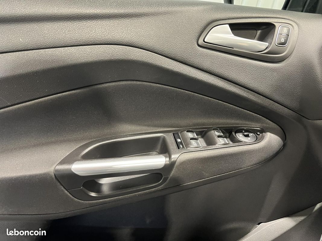 FORD C-MAX 1.5 TDCi 120 S&S Powershift Trend Business (image 17)