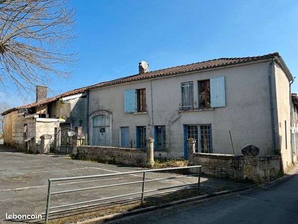 Maison 3 pièces 180 m²