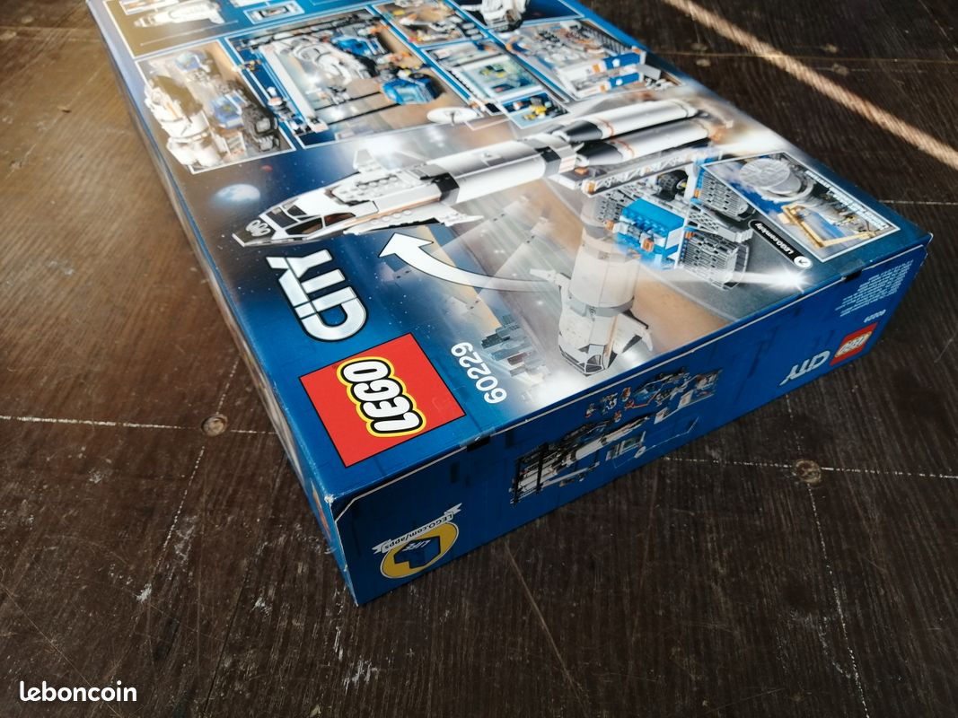 60229 Lego Set LEGO City Rocket Assembly Transport • Set 60229