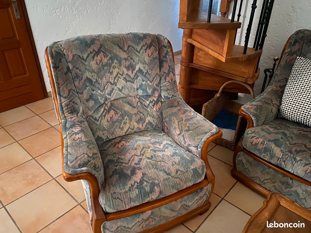 Vend canapé en velours bleu, avec ses 2 fauteuils (image 2)