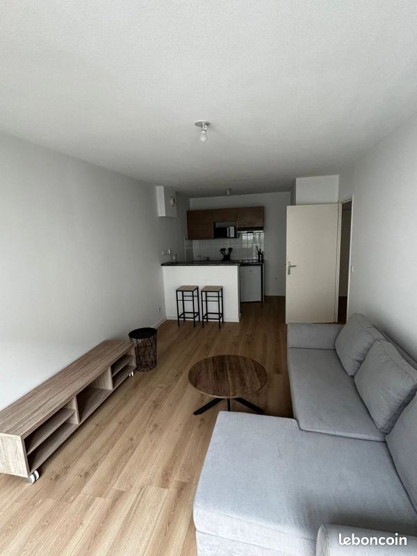 Appartement 2 pièces 42 m² · à Villenave-d'Ornon · 42 m² · 830 €