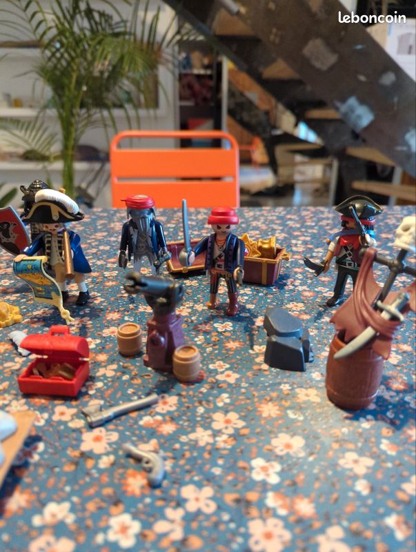 Lot playmobil Pirates et Chevaliers (image 3)