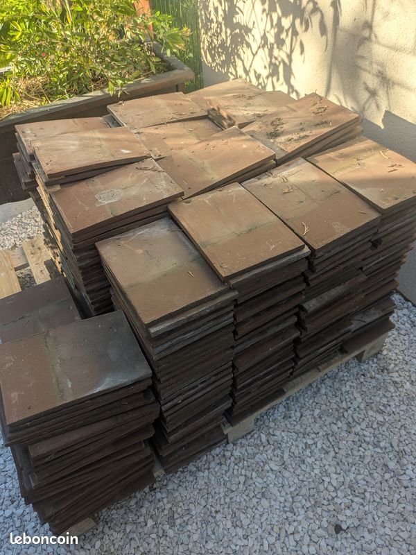 Tuiles plates (350 pieces) 24x16,5cm (image 1)
