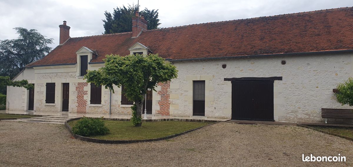 Maison 4 pièces 155 m² · à Saint-Romain-sur-Cher · 155 m² · 220 000 €