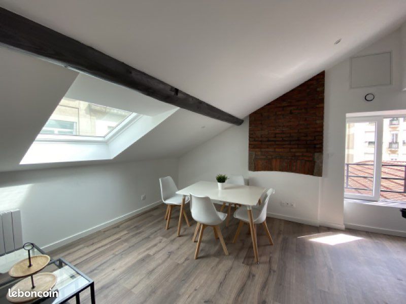 Appartement 2 pièces 25 m² · à Saint-Étienne · 25 m² · 499 €/mois