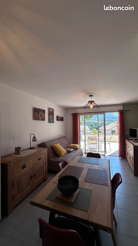 Appartement 2 pièces 49 m² · à Embrun · 49 m² · 235 000 €