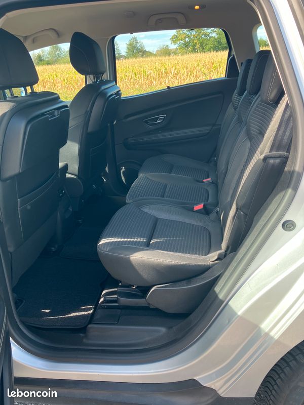 Renault Grand Scénic 1.5 dCi 110 – 194 146 km – 9 900 (image 6)