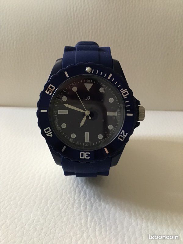 Montre Classique (image 1)