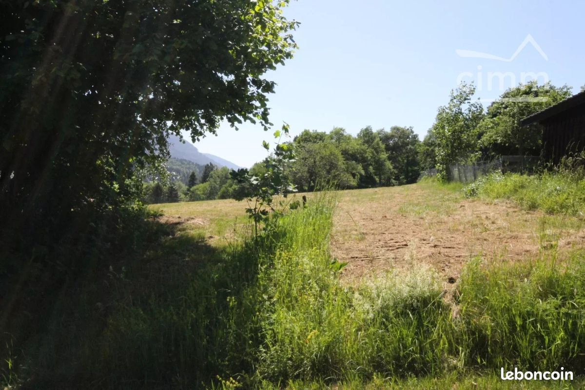 Terrain 1979 m² Bourget-en-Huile (image 6)