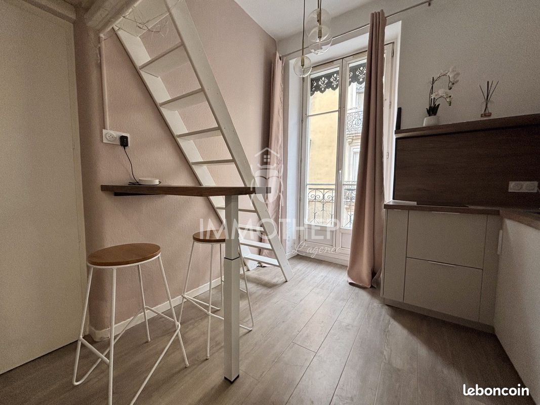 Appartement 1 pièce 14 m² · à Grenoble · 14 m² · 381 €/mois