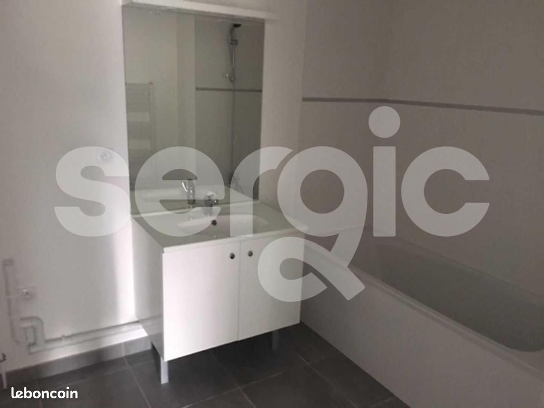 Appartement 2 pièces 50 m² · à La Madeleine · 50 m² · 814 €/mois