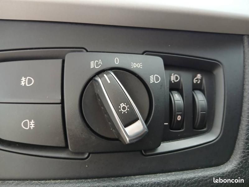 Bmw Série 3 318dA 143ch Lounge (image 12)