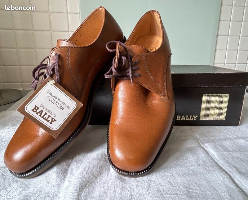 Chaussures BALLY Neuves En Cuir Marron - Pointure 41 EUR - Neuf Avec Emballage D'origine