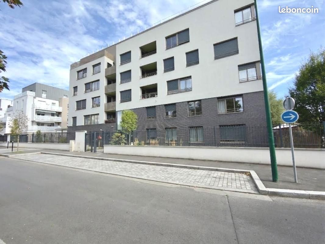 Appartement 4 pièces 79 m² · à Épinay-sur-Seine · 79 m² · 280 000 €