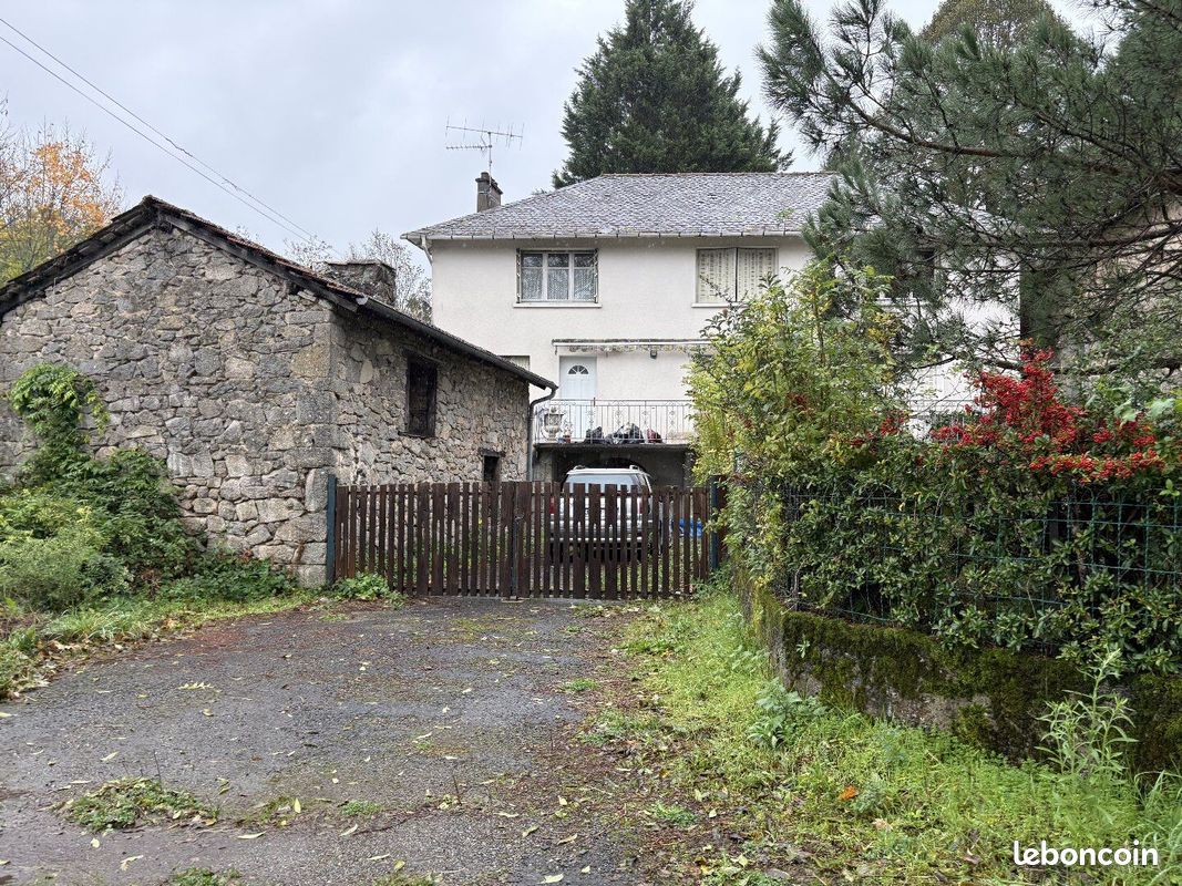 Propriété 9 pièces 190 m² (image 1)