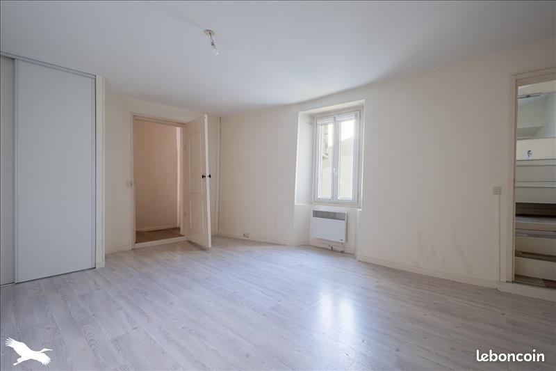 Appartement 3 pièces 78 m² - Saintes 17100 (image principale 4)