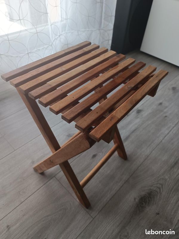Tabouret en bois pliable VGH93 (image 1)