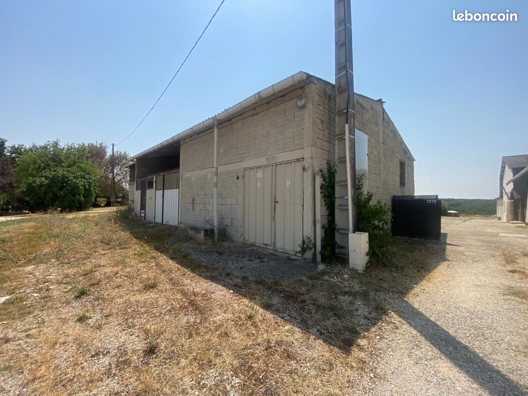Maison 2 pièces 116 m² · à Caussade · 116 m² · 59 000 €