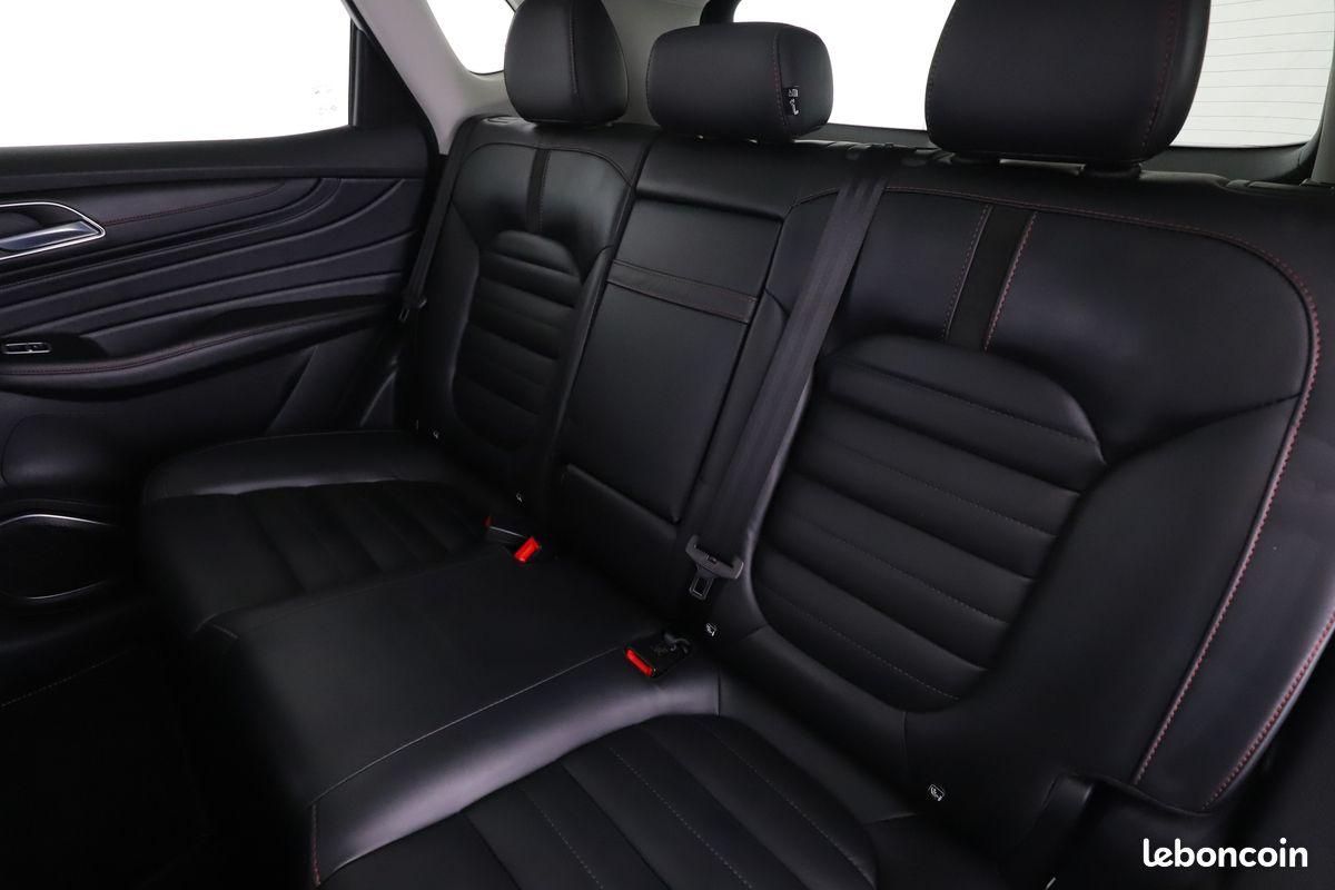 MG EHS 1.5T GDi PHEV Luxury 258 ch (image 8)