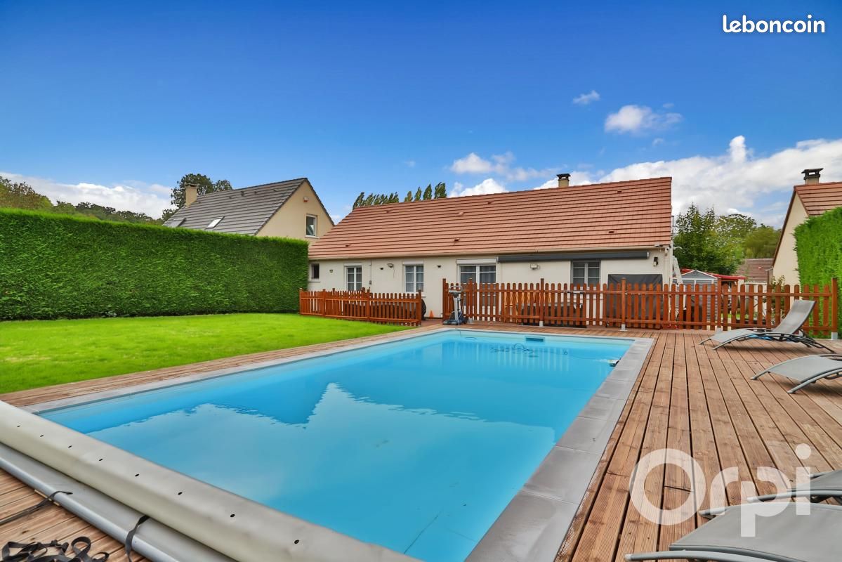 Maison 6 pièces 121 m² · à Gisors · 121 m² · 349 000 €