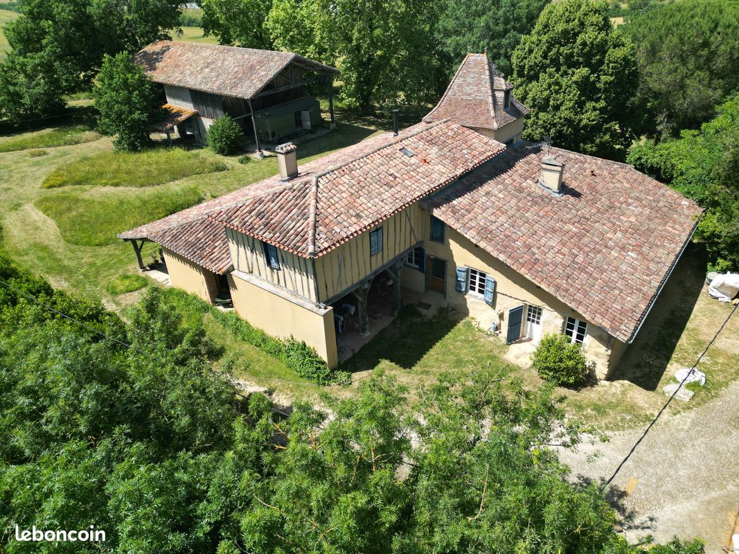 Maison 7 pièces 204 m² · à Gimont · 204 m² · 275 600 €