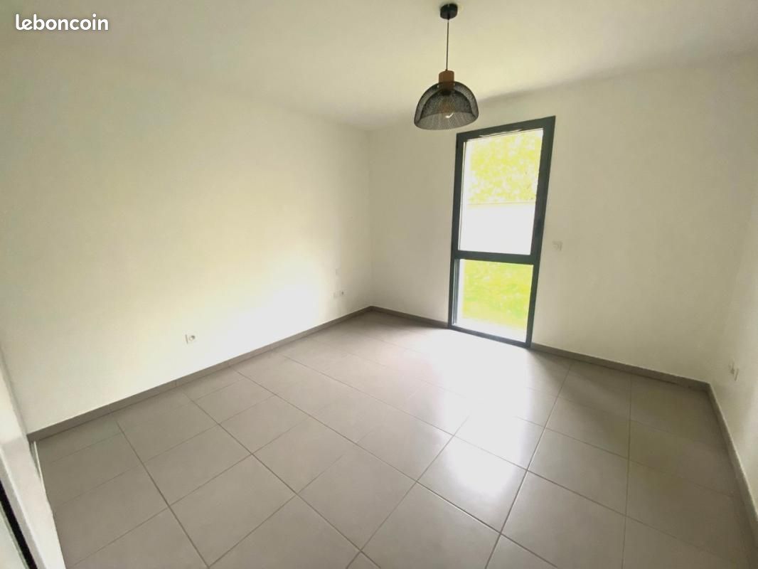 Appartement a louer romans-sur-isere - 3 pièce(s) - 73 m2 - Surfyn