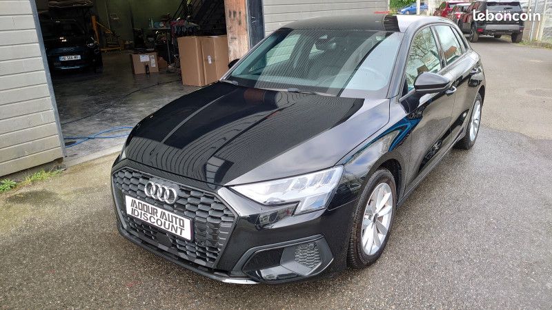 Audi A3 SPORTBACK 30 TFSI 110CH MILD HYBRID BUSINESS LINE S TRONIC 7 (image 1)
