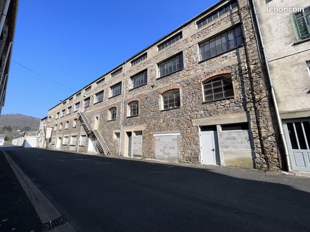 Immeuble 4700 m² Bort-les-Orgues