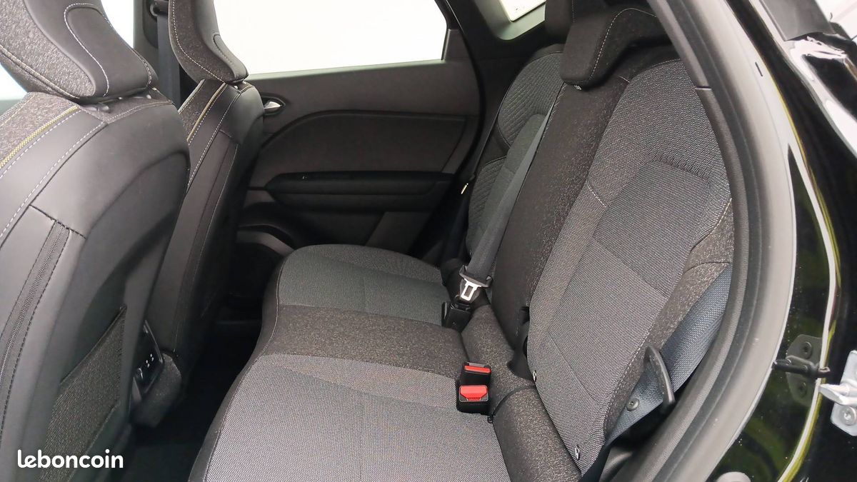 Renault captur e tech full hybrid 145 ch techno (image 13)