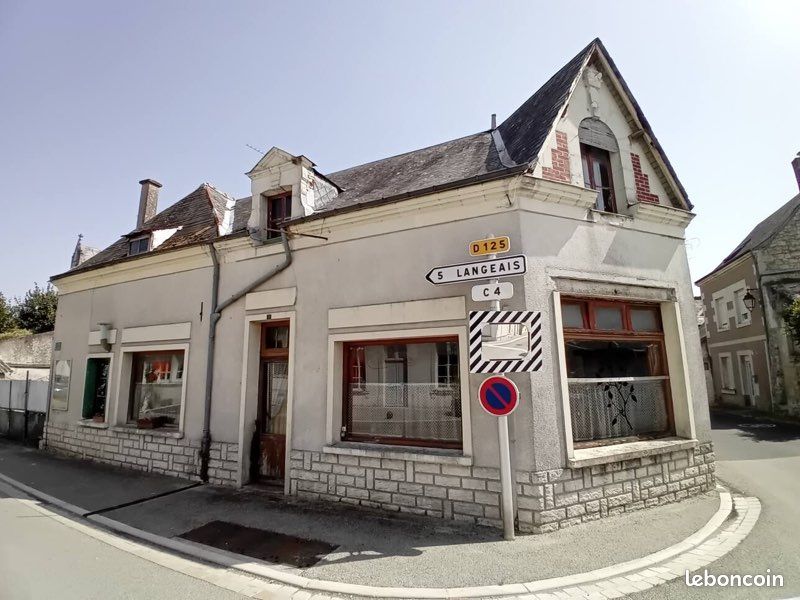 Maison 4 pièces 117 m² · à Coteaux-sur-Loire · 117 m² · 80 000 €